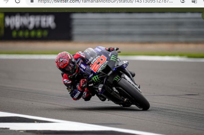 Pembalap Monster Energy Yamaha, Fabio Quartararo, saat mengaspal pada MotoGP Inggris 2021.