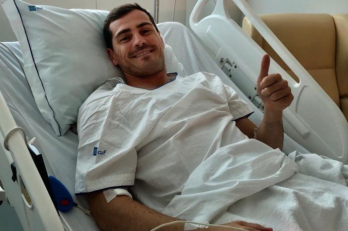 Kondisi Iker Casillas saat dirawat di rumah sakit setelah mendapat serangan jantung pada Selasa (1/5/2019)