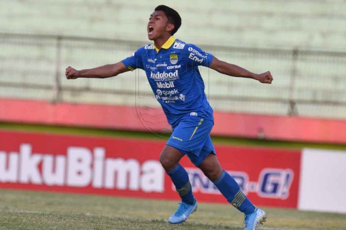 Pemain Persib Bandung, Febri Hariyadi Rayakan Gol ke Gawang Persipura Jayapura dalam laga lanjutan pekan 20 Liga 1 2019 di Stadion Gelora Delta, Senin (23/9/2019)