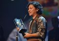Di Tengah Proses Cerai, Gading Marten Sabet Piala Citra: Sudah Lama Nggak Meluk, Jadi Meluknya Ini Dulu