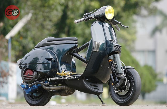 Vespa Px Exclusive Ini Kelihatan Sangar Setelah Dimodif Bergaya