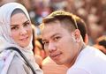Unggah Foto Lama dengan Vicky, 'Peci' Angel Lelga Jadi Sorotan