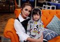 Manfaat Jika Si Kecil Belajar Piano Seperti Anak Ussy Sulistiawaty
