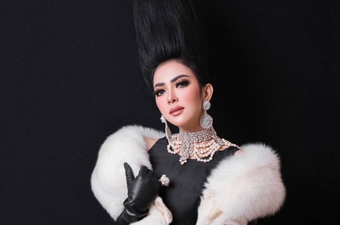 Syahrini ungkap dirinya pernah ngompol di job pertamanya