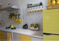 Desain Dapur Serba Kuning, Contek dari @Rumahkuningnyasachilla!