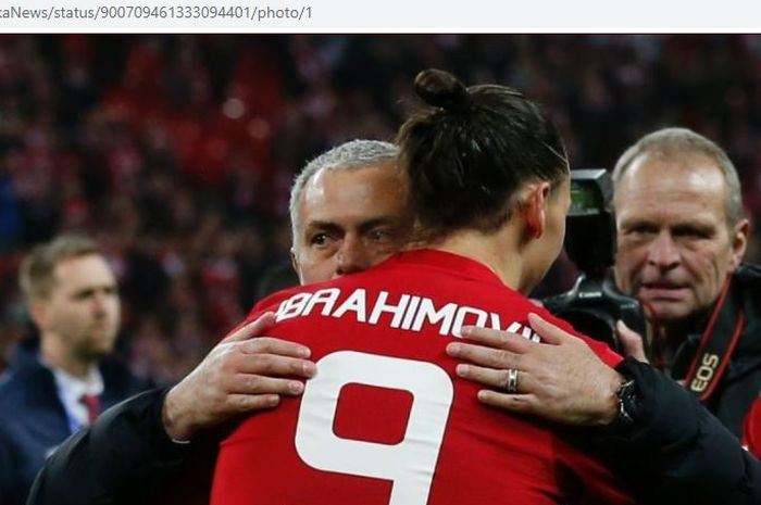 Zlatan Ibrahimovic dan Jose Mourinho saat masih sama-sama membela Manchester United.