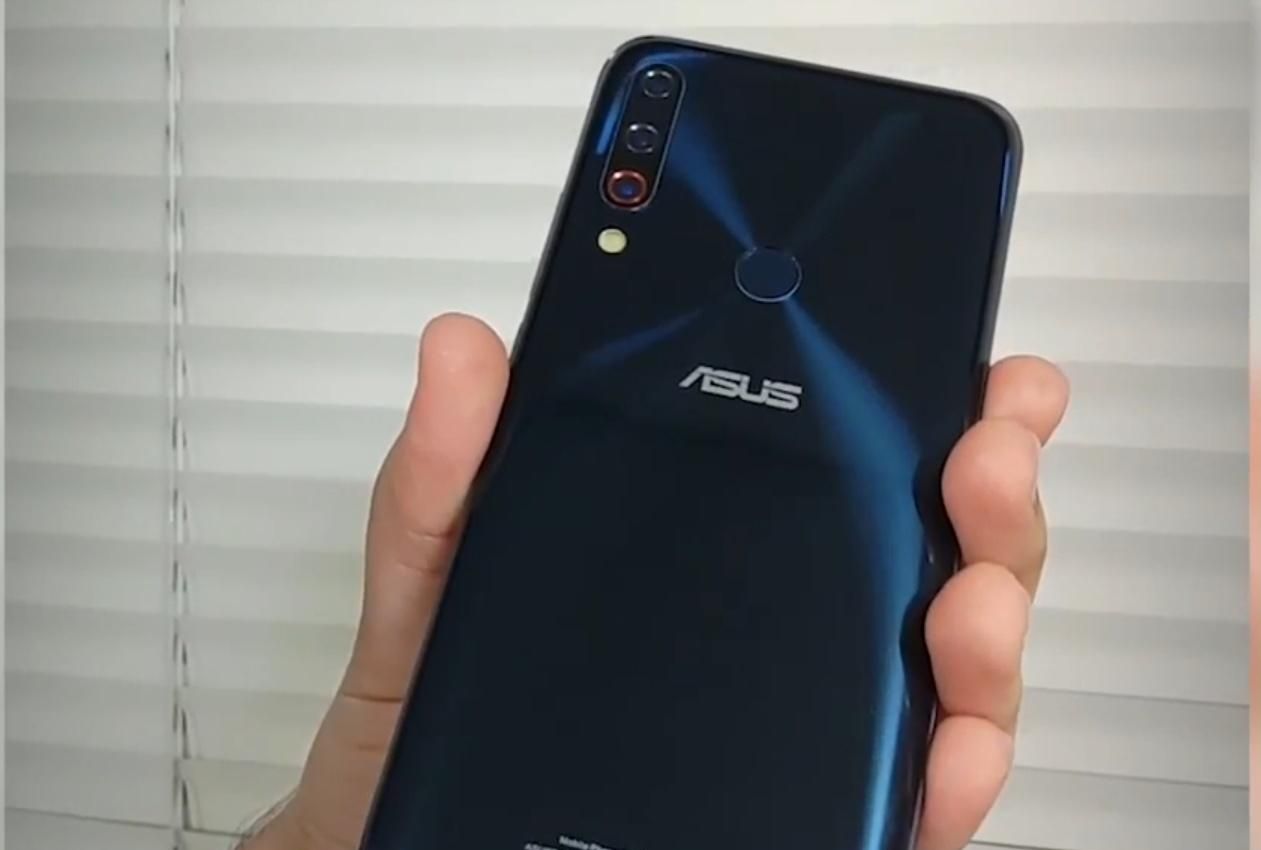 3 Kamera Belakang Asus Zenfone 6