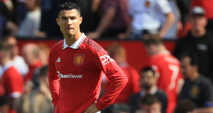 Ekspresi megabintang Manchester United, Cristiano Ronaldo, dalam laga Liga Inggris kontra Brighton and Hove Albion di Stadion Old Trafford, Minggu (7/8/2022).