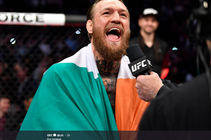 Petarung UFC asal Republik Irlandia, Conor McGregor, setelah mengalahkan Donald Cerrone pada UFC 246 di T-Mobile Arena, Las Vegas, Minggu (19/1/2020). 