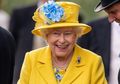 Ternyata Inilah Alasan Ratu Elizabeth Selalu Mengenakan Sarung Tangan