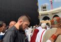 Alasan Khabib Nurmagomedov Hindari Kerumunan Fan saat Ibadah Umrah di Makkah