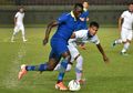 Kapten Arema FC Panen Pujian dari Bobotoh Usai Doakan Kesembuhan Ezechiel