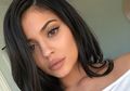 8 Lipstik Berwarna Nude dari Kylie Cosmetics yang Wajib Dicoba!