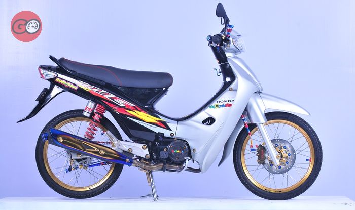 Ngerih Awalnya Hanya Part Kecil Lama Kelamaan Malah Kebablasan Di Modifikasi Honda Supra Fit Ini Semua Halaman Motorplus Online Com