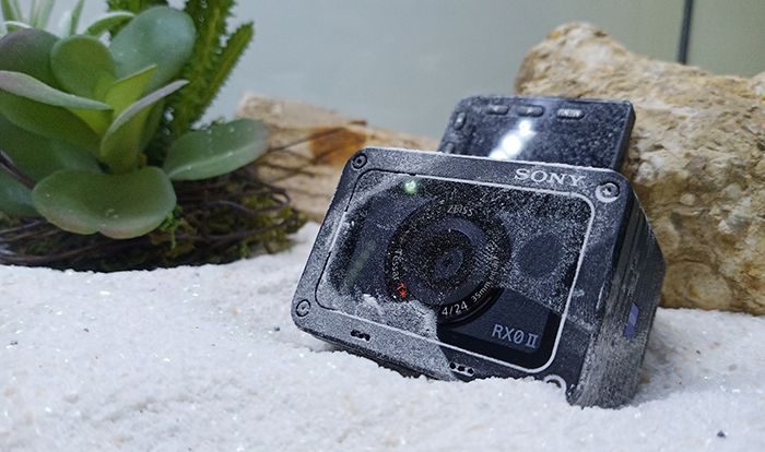Kamera Sony RX0 II yang tahan debu