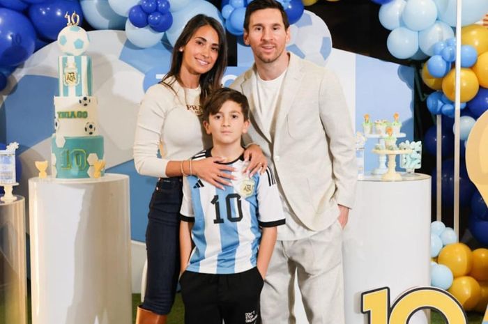 Lionel Messi dan istri, Antonela Roccuzzo merayakan ulang tahun putra tertua mereka, Thiago Messi Roccuzzo yang berusia 10 tahun pada 2 November 2022.