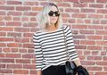Intip Tips Mix and Match Outfit Stripes Agar Terlihat Lebih Stylish!