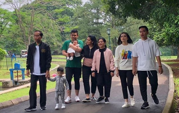 Jokowi berakhir pekan bersama keluarganya