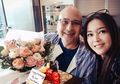Isengnya Irwan Mussry Pakai Topi Sang Istri, Maia Estianty: Cantiknya Suamiku