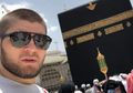 Momen Semringah Khabib Nurmagomedov di Mekah, Sempat Ditanya tentang Indonesia saat Umroh