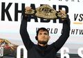Dari Kursi Roda Baru hingga Berangkat Haji, Khabib Nurmagomedov Janji Kabulkan Impian Penggemarnya