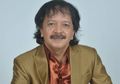 Menginjak Umur 57 Tahun, Pedangdut Caca Handika Mengaku Baru Pertama Kali dapat Kejutan Kue Ulang Tahun