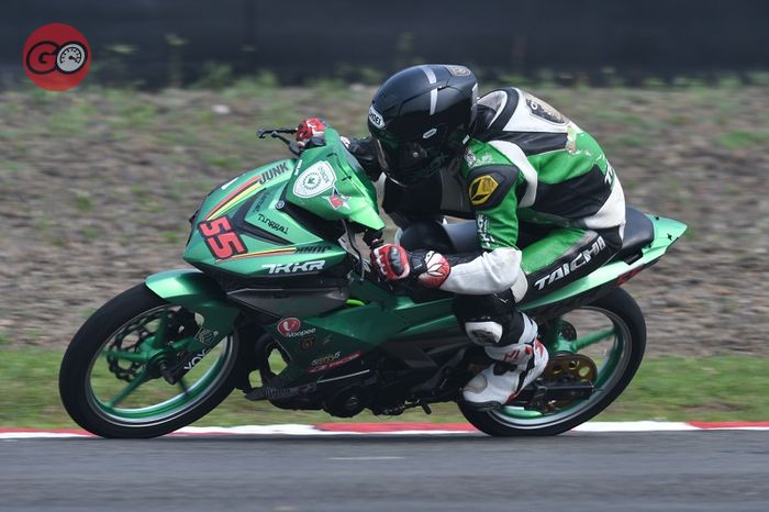 Modifikasi Yamaha Jupiter Z1 2014 Lahat Yang Bisa Ninggalin Lawan Sekebon Motorplus Online Com