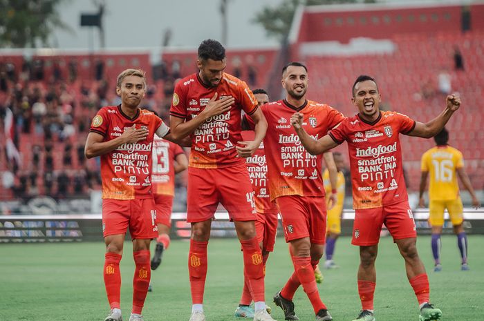 Head to head Persebaya vs Bali United pada lanjutan Liga 1 Pekan ke-8. 