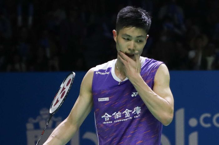 Pebulu tangkis asal Taiwan, Chou Tien Chen, tampil pada babak perempat final Indonesia Open 2019 di Istora Senayan, Jakarta, Jumat (19/7/2019).