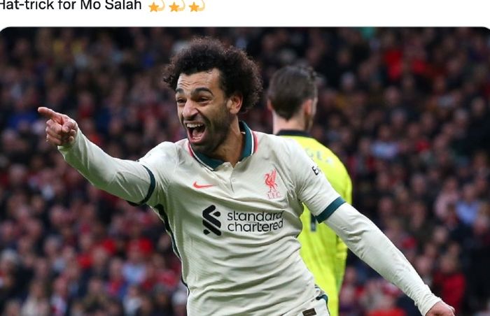 Penyerang Liverpool, Mohamed Salah, mencetak hattrick ke gawang Manchester United pada laga di Old Trafford, Inggris, Minggu (24/10/2021)