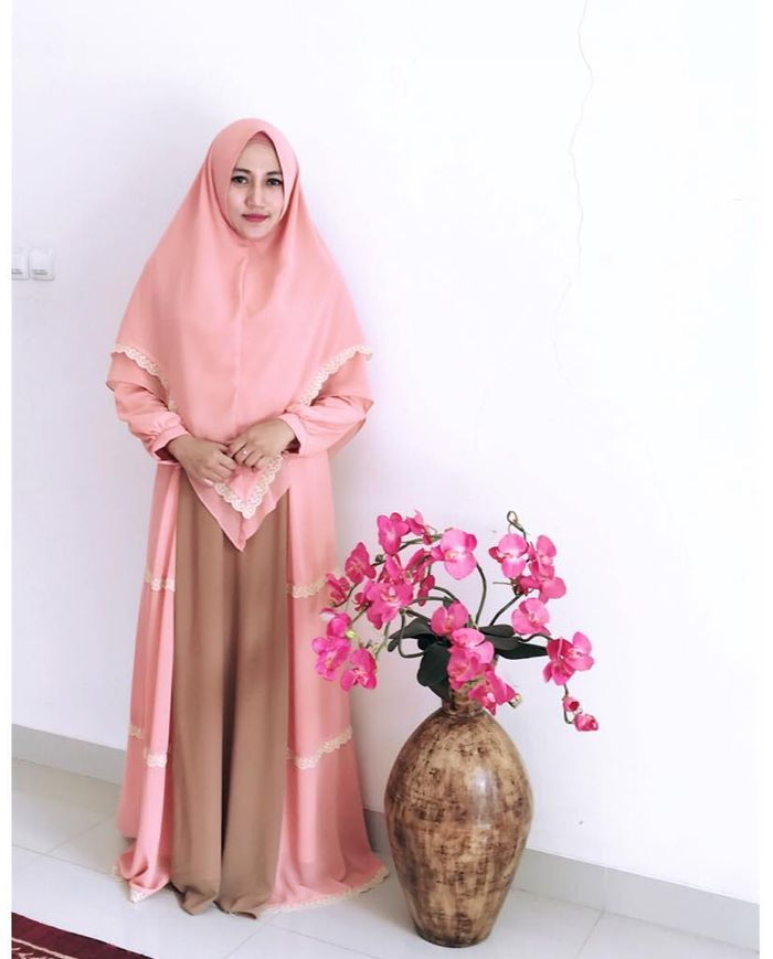Almaratu Intan, istri Caisar
