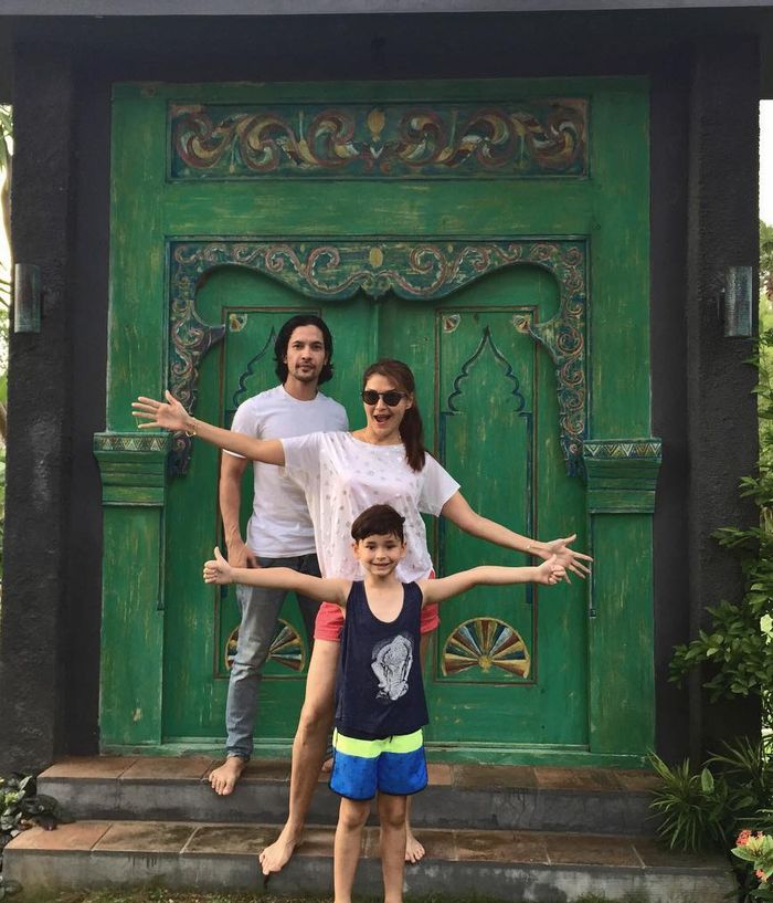 Saat liburan ke Bali bersama Tamara Bleszynski