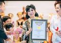 Melalui Peragaan Busananya, Anne Avantie Berhasil Pecahkan Rekor Muri