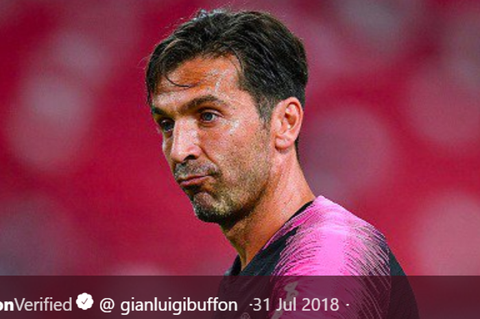 Gianluigi Buffon, meninggalkan PSG setelah hanya satu musim membela klub Liga Pancis itu.