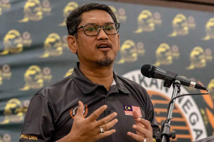 Menpora Malaysia Datuk Seri Ahmad Faizal Azumu heran kenapa Harimau Muda dengan gampang disingkirkan tim medioker Laos di Piala AFF U-23 2022.