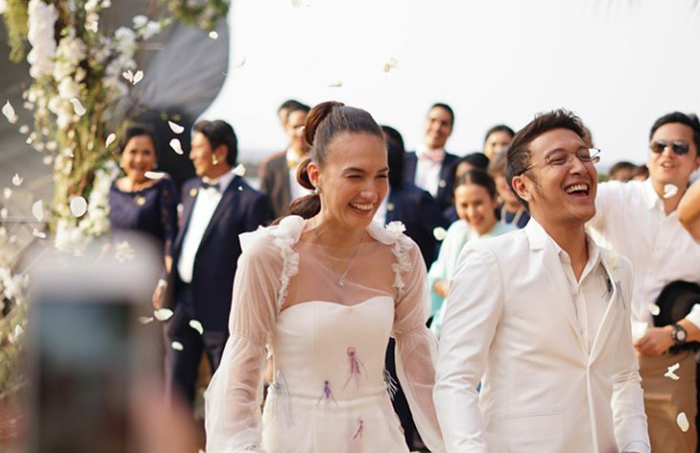 Pernikahan Nadine Chandrawinata dan Dimas Anggara