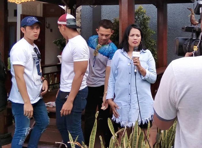 Elly Sugigi kerja bersama para mantan suami, Ferry Anggara dan Aldo Rossy