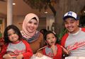 Kejutan Ulang Tahun Ini Bikin Anak Sulung Indra Bekti Menangis, Warganet Ikut Terharu!