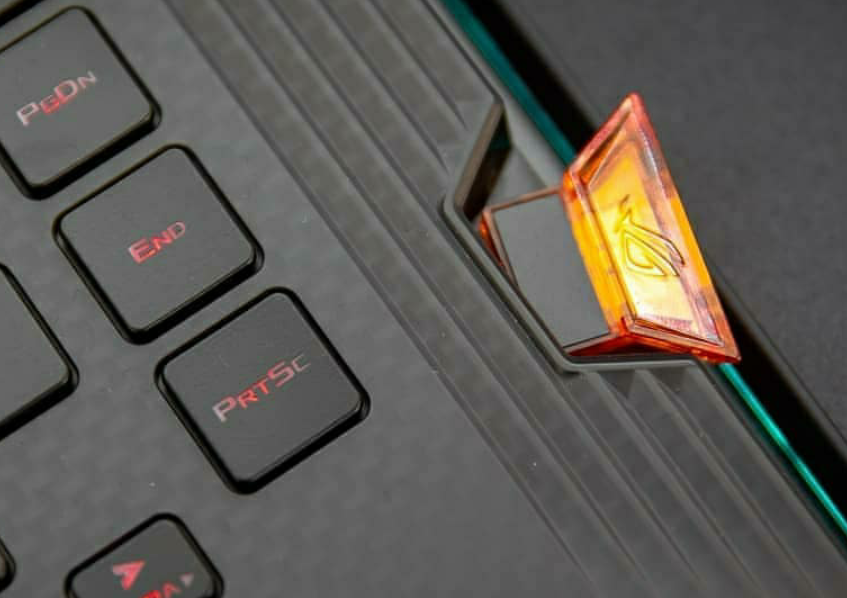 ASUS ROG Keystone