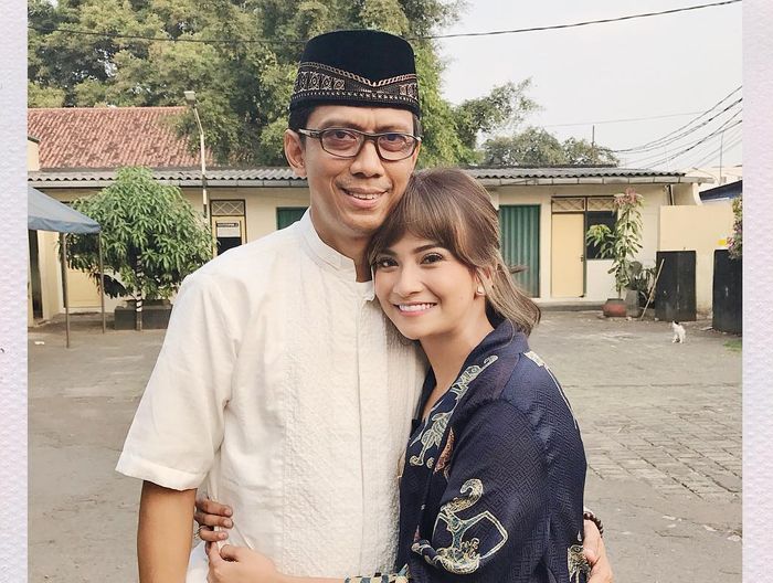 Vanessa Angel dan sang ayahanda
