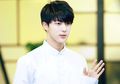 10 Tren Gaya Rambut ala Seleb Cowok Kpop Buat Pacar atau Gebetan