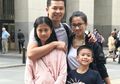 Lama Tak Terdengar, Intip Gaya Istri Taufik Hidayat yang Makin Cantik