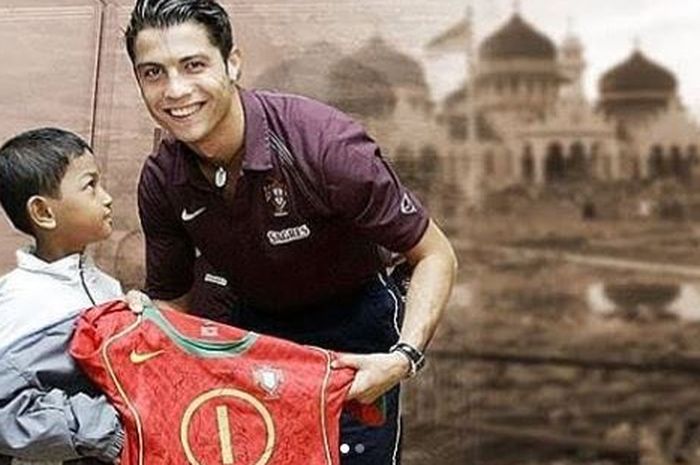 Anak angkat Cristiano Ronaldo, Martinus Sarbini, mengenang kejadian bencana tsunami Aceh yang terjadi 14 tahun lalu.