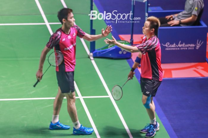 Pasangan ganda putra Malaysia, Aaron Chia dan Soh Wooi Yik mencatatkan sejarah melaju ke final Kejuaraan Dunia 2022 dan menantang Ahsan/Hendra.