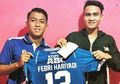 Febri Hariyadi Kunjungi Mantan Pemain Persib Bandung yang Kakinya Diamputasi