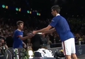 Novak Djokovic Berikan 2 Hadiah Spesial Pada Seorang Bocah di Paris