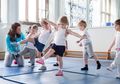 Si Kecil Suka Olahraga Karate? Ketahui Dulu 4 Fakta Menarik Ini Moms
