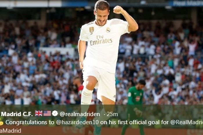 Penyerang Real Madrid, Eden Hazard, melakukan selebrais seusai menjebol gawang Granda dalam laga di Estadio Santiago Bernabeu, Sabtu (5/20/2019).