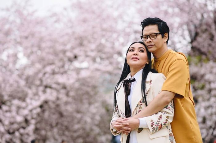 Armand Maulana dan Dewi Gita