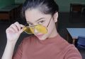 Yoriko Angeline Punya 6 Cara Memakai Kaos untuk Gaya Kasual yang Kece!